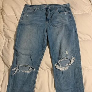 American eagle mom jeans